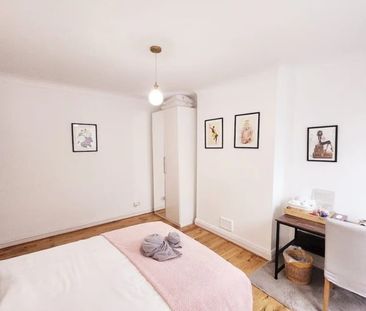 Room in a Shared House, Ardfillan Road, SE6 - Photo 5