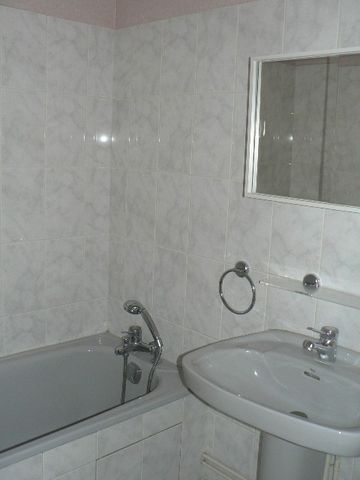Location Appartement 1 pièce 34m² TOURS 37100 - Photo 2