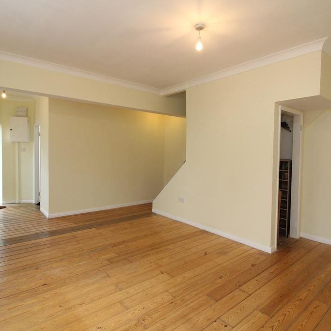 2 bedroom terraced house to rent - Photo 1