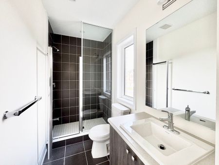 For Lease - 70 Bearberry Road Unit# Upper, Springwater, Ontario - Photo 2