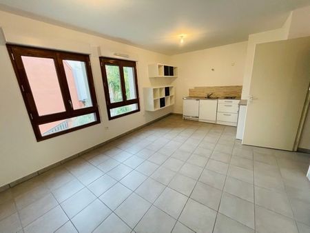 APPARTEMENT T1 A LOUER - Photo 2