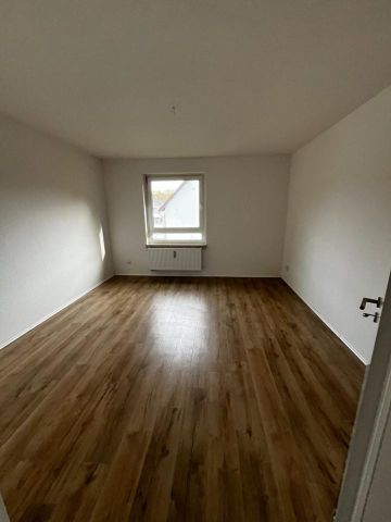 3,5 Zimmer Wohnung mit großem Balkon - Photo 3