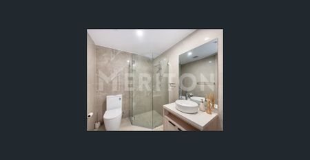 OVERSIZED TWO BEDROOM APARTMENT, SET IN A PREMIUM RIVERFRONT LOCATION! - Photo 2