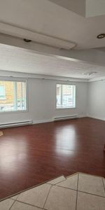 4 1/2 lumineux Quartier Saint-Sauveur - Photo 3