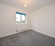 3 bed House - Semi-Detached for Rent - Photo 6