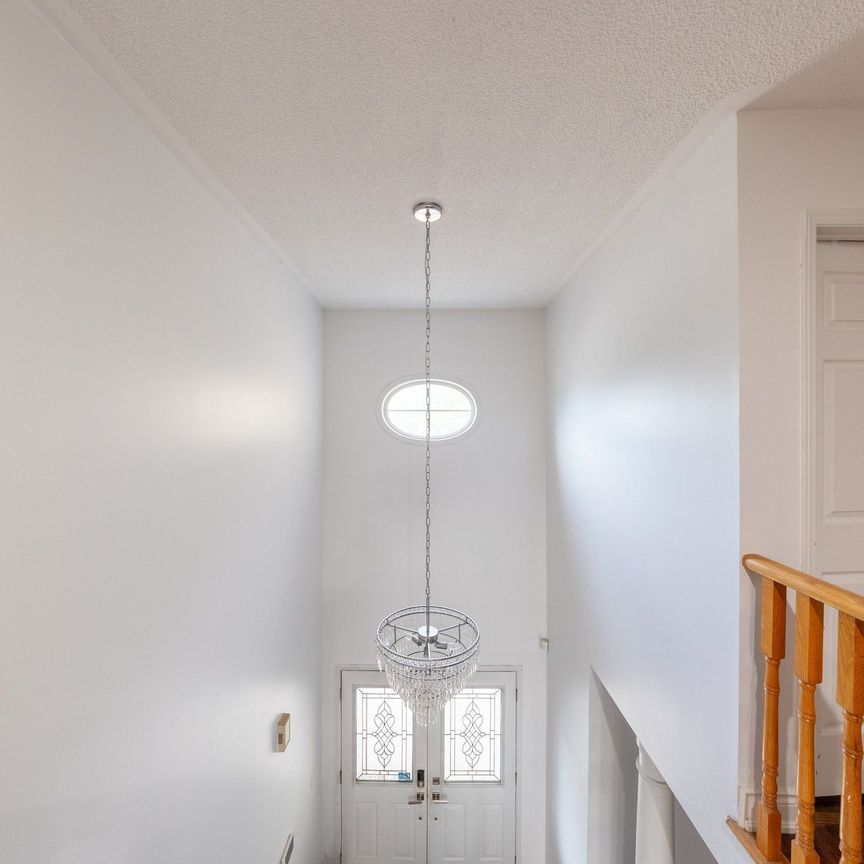 For Lease - 92 Edenbrook Hill Drive Unit# Main & 2nd, Brampton, Ontario - Photo 1