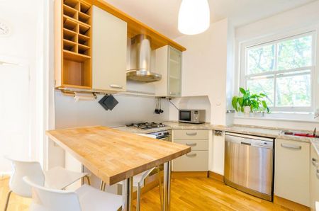 2 bedroom flat to rent - Photo 4