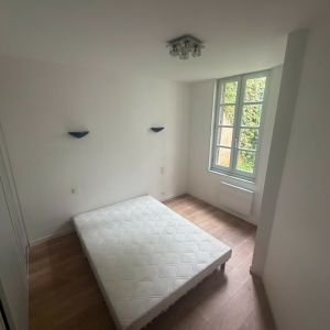 Location Appartement 2 pièces 48m² GRAMAT 46500 - Photo 2