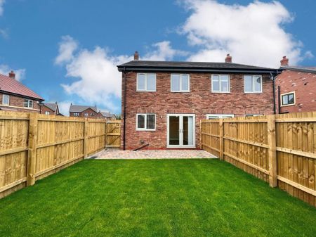 3 bedroom semi-detached house to rent - Photo 3