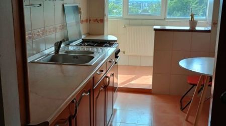 2 camere, semidecomandat, 55 mp, de inchiriat apartament in zona Tatarasi, Ateneu, Cod 163238 - Fotografie 3