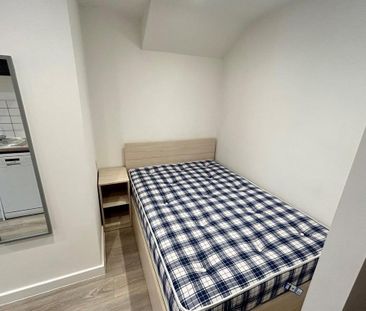 Studio to rent - Photo 3