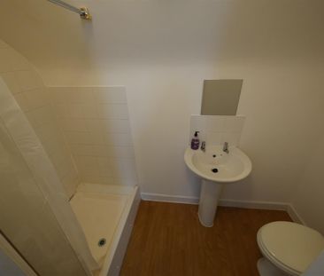 The Mount, Bournemouth, BH1 - Photo 6