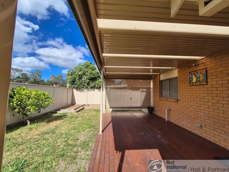 2/37 John Hunter Drive, 3802, Endeavour Hills Vic - Photo 2