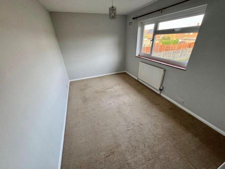 3 bedroom terraced house to rent - Photo 3