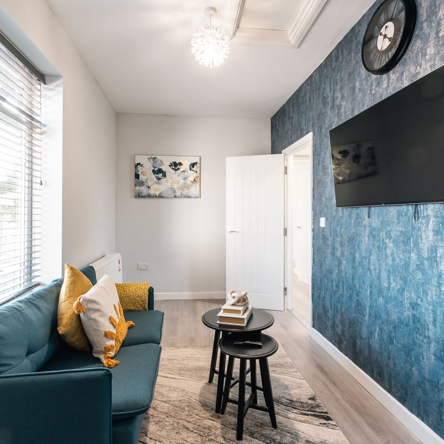 2 Bed Flat, Shirley High Street, SO16 - Photo 1