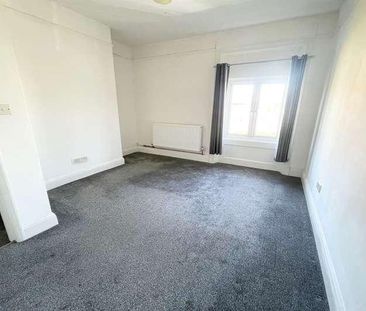 Crescent Road, Worthing, BN11 - Photo 3