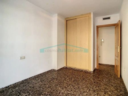 Piso de alquiler en Pueblo - Photo 4