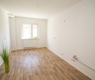 2-RWE im Altbau * Badewanne * bezugsfertig - Foto 1