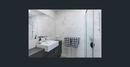 Modern Family Living in Exclusive Currumbin Ridge - Photo 3