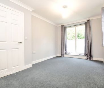 2 bedroom semi-detached house to rent - Photo 4