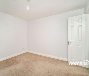 Osborne Road, Farnborough, GU14 - Photo 6