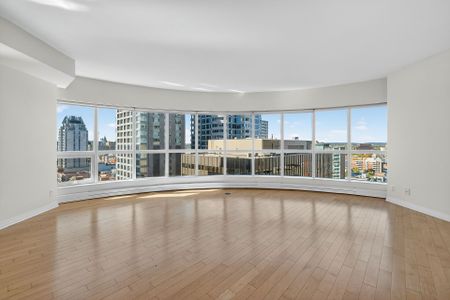 For Lease - 242 Rideau Street Unit# 1601, Lower Town - Sandy Hill, Ontario - Photo 5