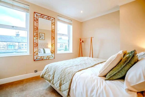 3 bedroom terraced house to rent - Photo 1