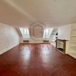 – A LOUER – Trois pièces - Photo 2