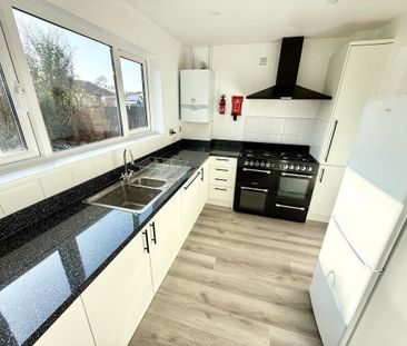 5 bedroom house of multiple occupation to rent - Photo 4
