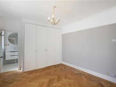 Putney Bridge Road, SW15 - Photo 3