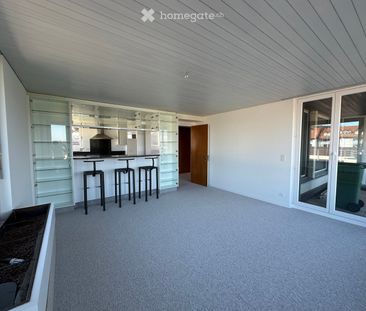 Lichtdurchflutete 7-Zimmer-Attikawohnung mit grosser Terrasse und P... - Photo 4