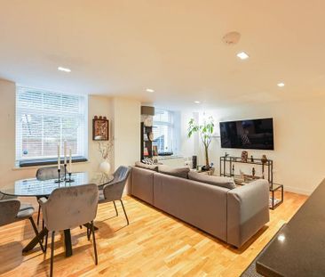 2 bedroom flat to rent - Photo 1