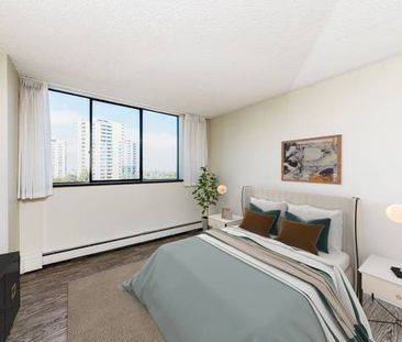 1 BR SUITE - LARGE CORNER UNIT! Perfect location - Photo 4