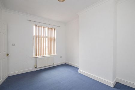 2 bed House - Mid Terrace To Let - Photo 3