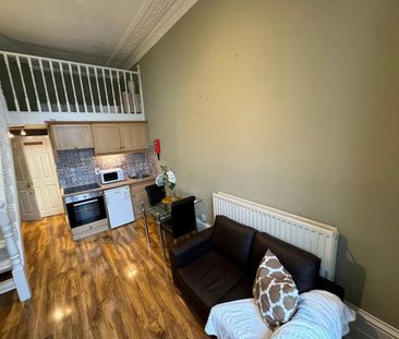 Studio Flat, St. Stephens Gardens, W2 - Photo 3