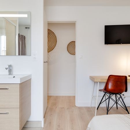 BAZAS Roommate 5 Bedrooms at Bordeaux - Photo 4