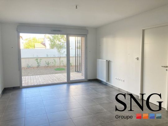 T3 AVEC JARDIN ET 2 PARKINGS - Photo 1