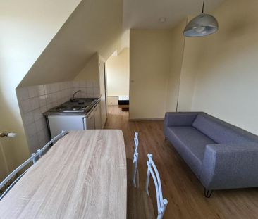 Location Appartement 1 pièce Meublé 19m² LE CREUSOT 71200 - Photo 3