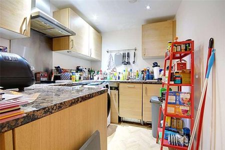 Silver Street, Enfield, EN1 - Photo 4