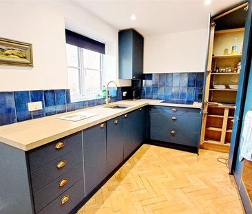 3 bedroom detached house to rent - Photo 3