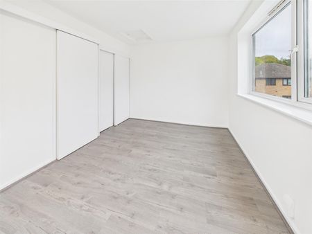 Roundhill Way, Loughborough, LE11 4WB - Photo 3