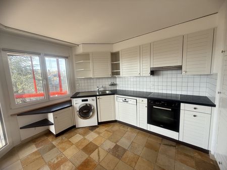 Spacieux 4.5 pièces à Villars-sur-Glâne ! - Photo 4