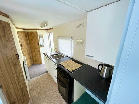 Park Homes, Mexborough - Photo 5