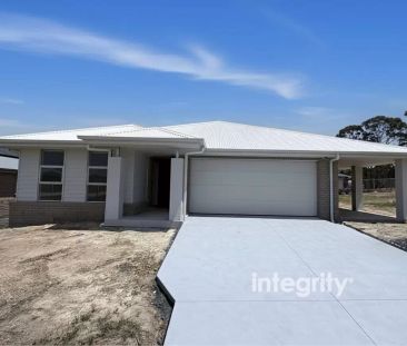 Brand New Family Home - Photo 4