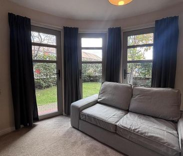 2 bedroom ground floor flat to rent - Photo 1