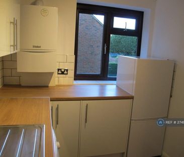 2 bedroom flat to rent - Photo 3