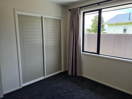 Beautiful brand new 3 bedroom home - Photo 4