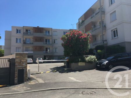 Location Appartement 2 pièces 62m² MONTPELLIER 34070 - Photo 2