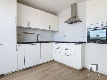 Ruim appartement dichtbij het centrum van Tessenderlo - Foto 3