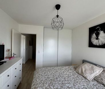 Location Appartement 2 pièces 51m² ST BENOIT 86280 - Photo 4